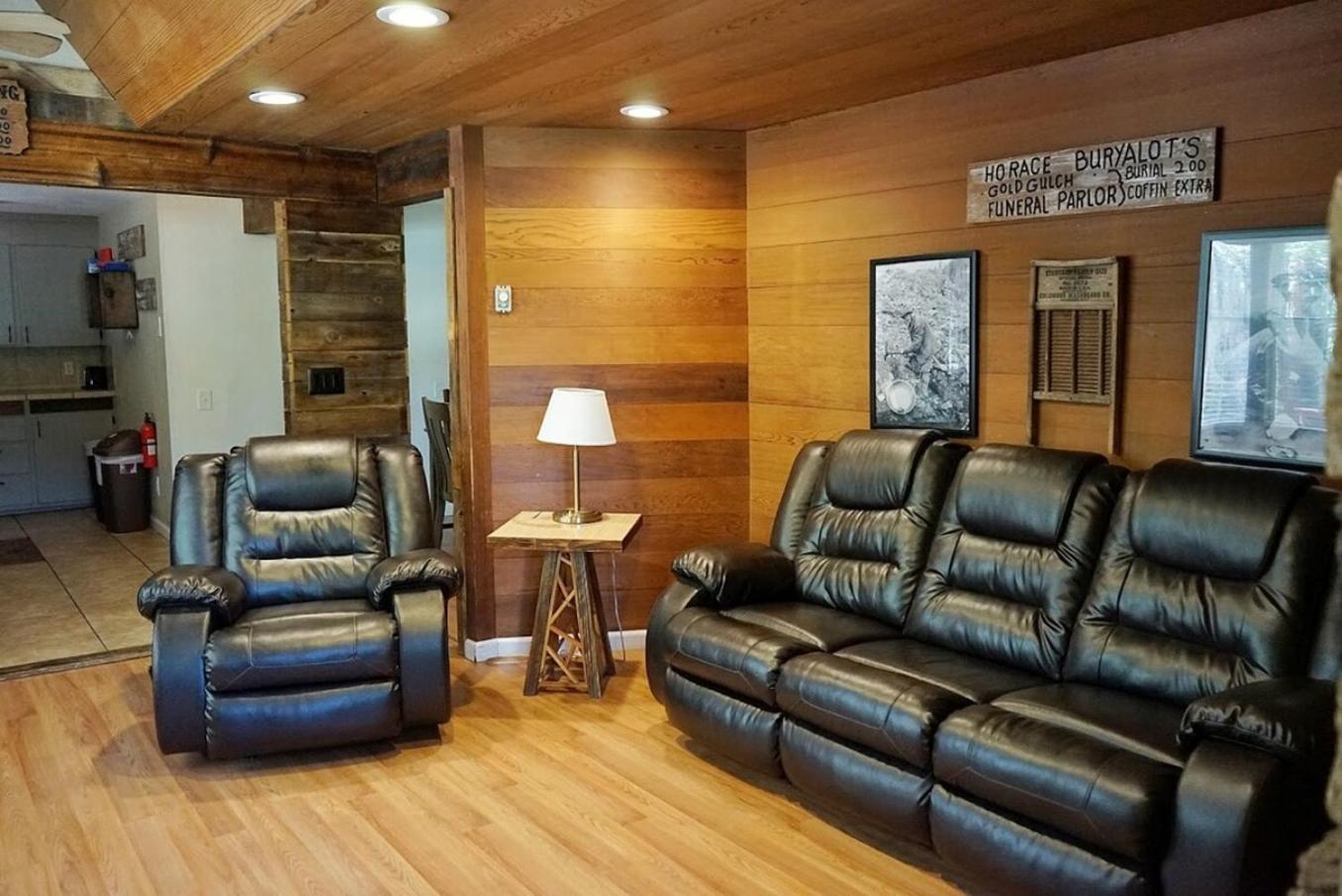 Bear Cave- Pet Friendly Suite In Shaver Lake Exterior photo