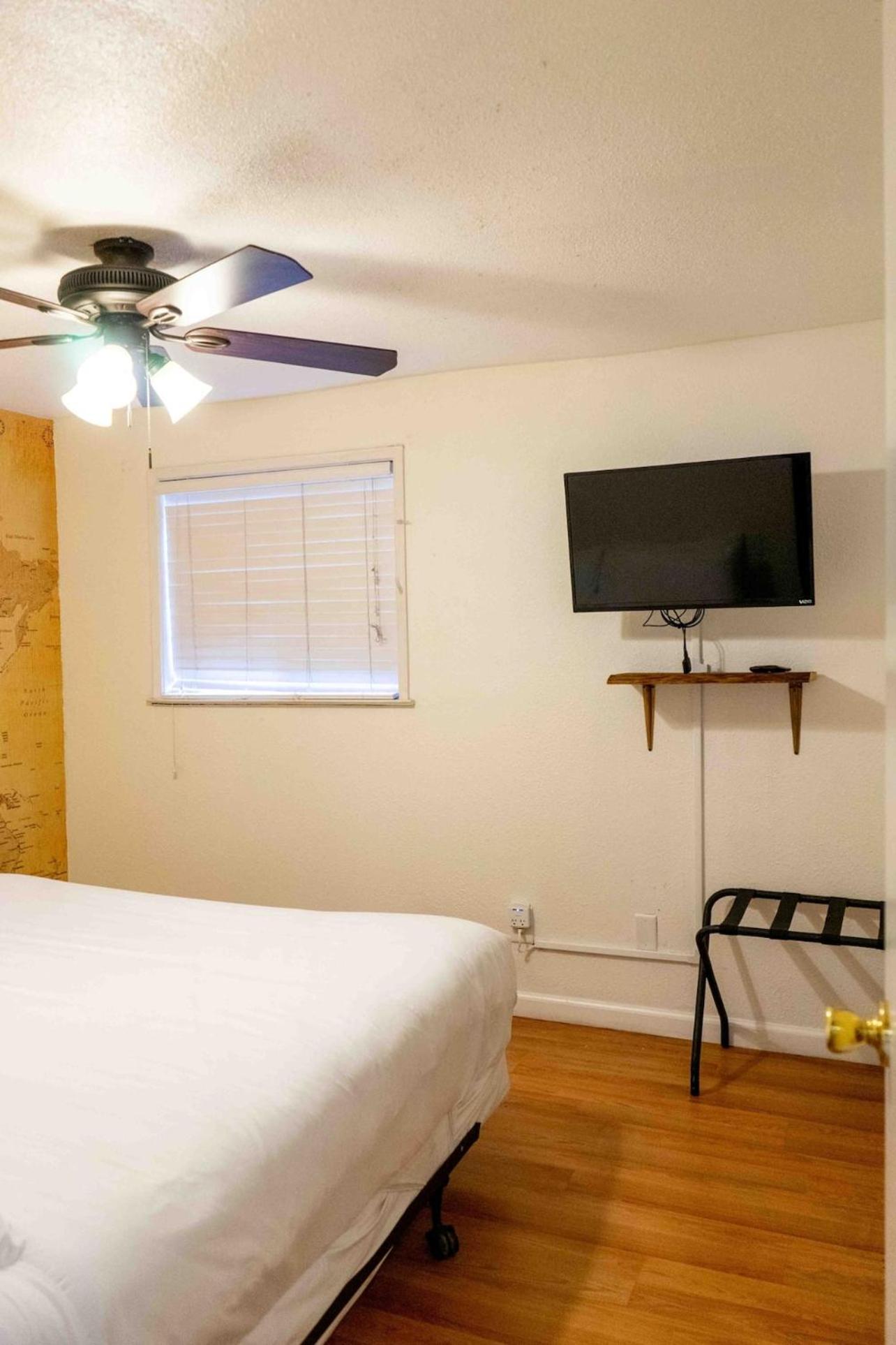 Bear Cave- Pet Friendly Suite In Shaver Lake Exterior photo