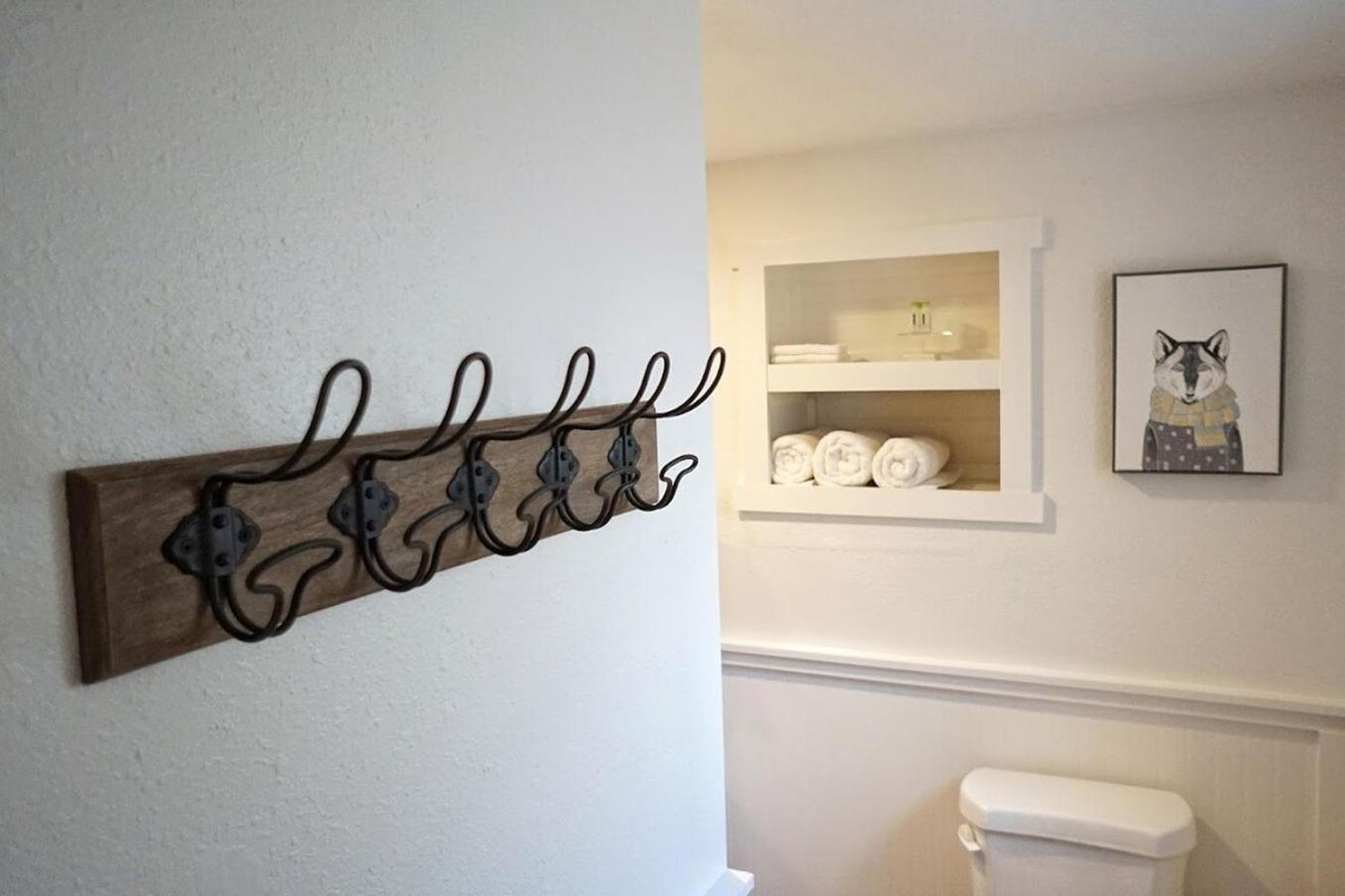 Bear Cave- Pet Friendly Suite In Shaver Lake Exterior photo