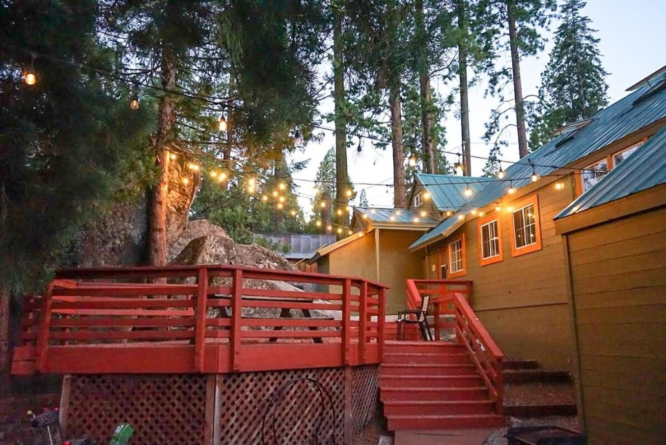 Bear Cave- Pet Friendly Suite In Shaver Lake Exterior photo